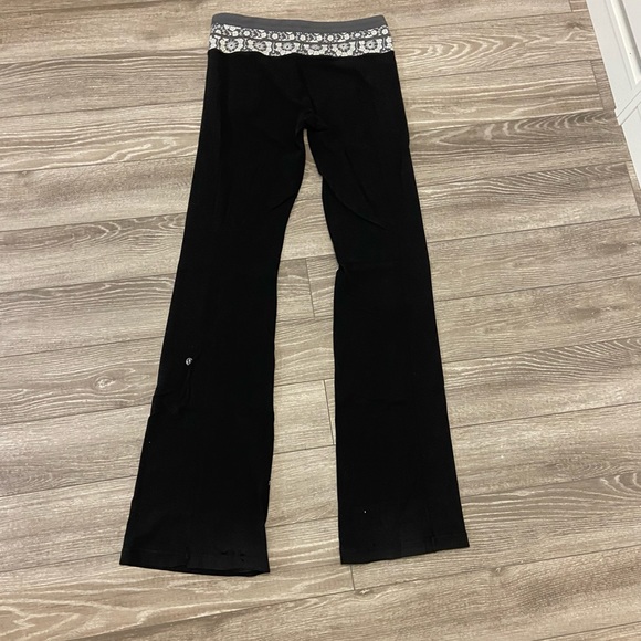 Lululemon Groove Pant Tall - Picture 2 of 5